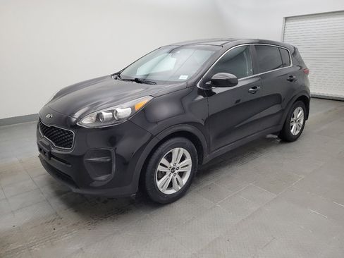 Used 2018 Kia Sportage LX FWD image 2