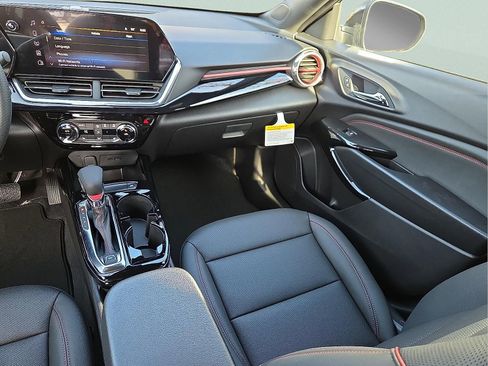 New 2026 Chevrolet Trax RS w/ Driver Confidence Package FWD image 12