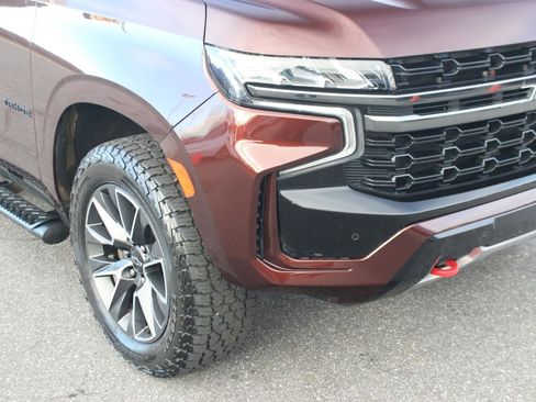 Used 2022 Chevrolet Tahoe Z71 w/ Luxury Package image 9