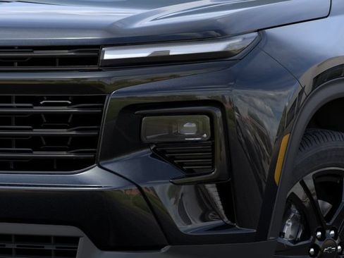 New 2027 Chevrolet Traverse LT w/ Midnight/Sport Edition FWD image 10
