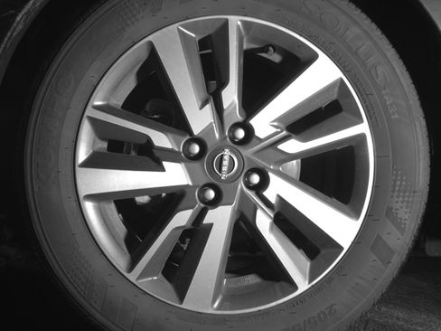 Used 2025 Nissan Versa SV FWD image 12