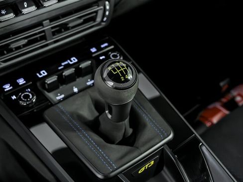 Used 2022 Porsche 911 GT3 RWD image 38