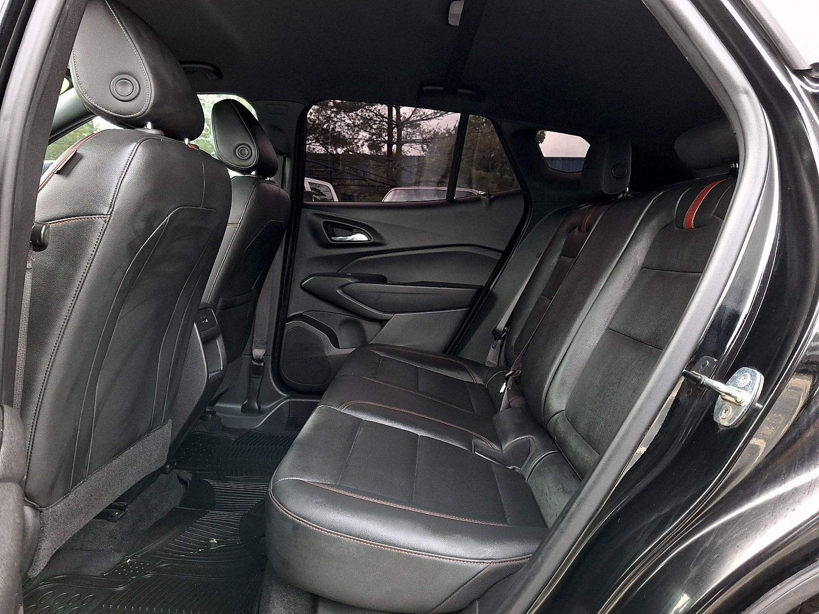 Used 2024 Chevrolet Trax RS w/ Driver Confidence Package FWD image 10