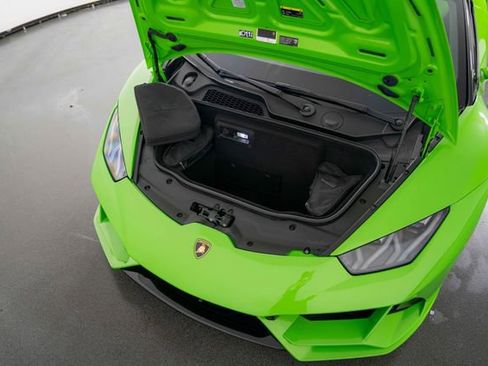 Used 2023 Lamborghini Huracan EVO AWD/4WD image 24