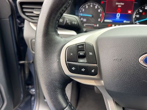 Certified 2021 Ford Explorer XLT image 17