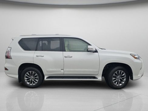 Used 2018 Lexus GX 460 Luxury w/ Preferred Accessory Package AWD/4WD image 26