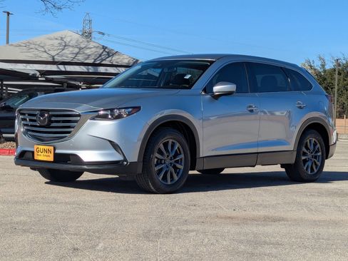 Used 2023 MAZDA CX-9 Touring image 8