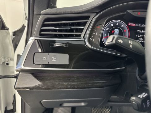 Used 2025 Audi Q7 3.0T Premium Plus image 14