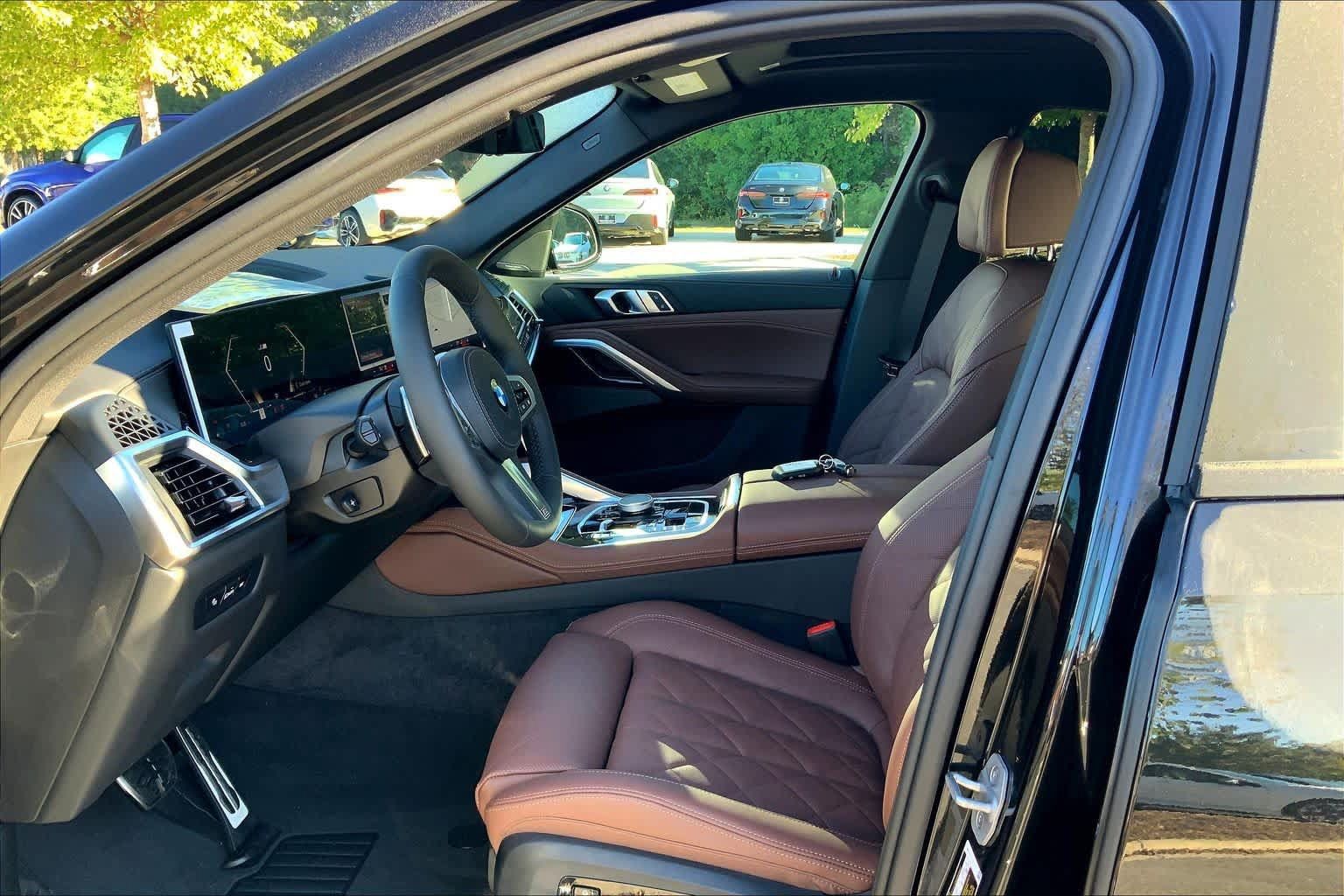 Used 2026 BMW X6 xDrive40i w/ Climate Comfort Package AWD/4WD image 7