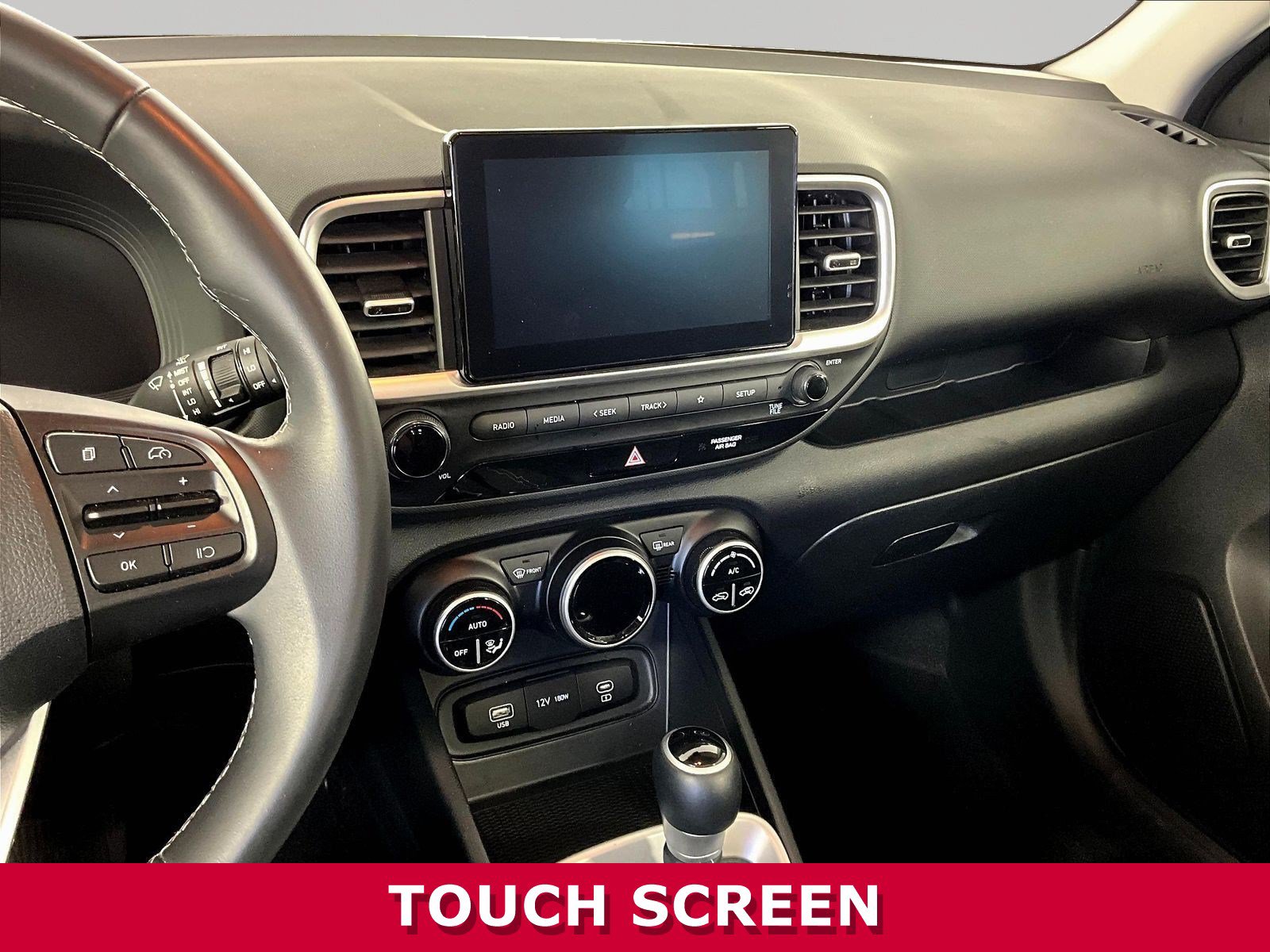 Used 2025 Hyundai Venue SEL FWD image 9