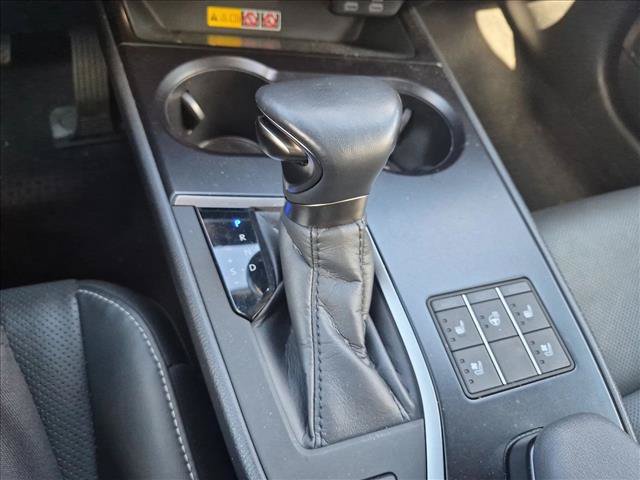 Used 2024 Lexus UX 250h F Sport FWD image 10
