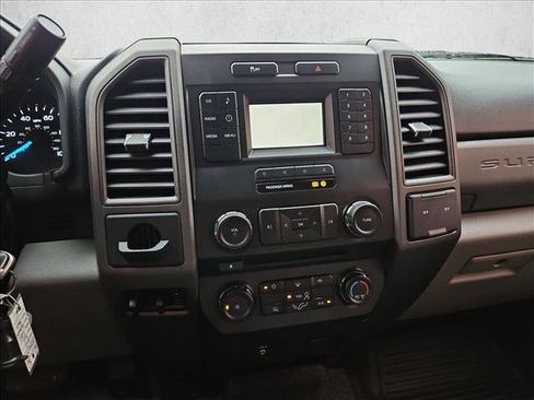 Used 2017 Ford F350 XL w/ Power Equipment Group RWD image 13