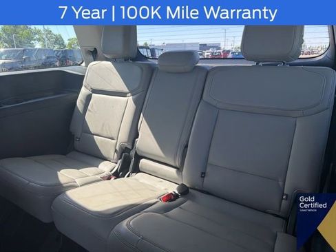 Certified 2025 Ford Expedition Active AWD/4WD image 21