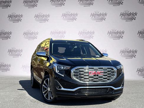 Used 2020 GMC Terrain Denali w/ Denali Premium Package image 2