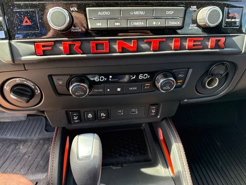 Used 2026 Nissan Frontier PRO-4X w/ Tow Package AWD/4WD image 23