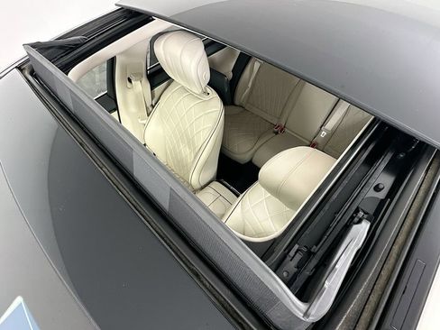 Used 2023 Mercedes-Benz S 500 4MATIC w/ Warmth & Comfort Package image 22