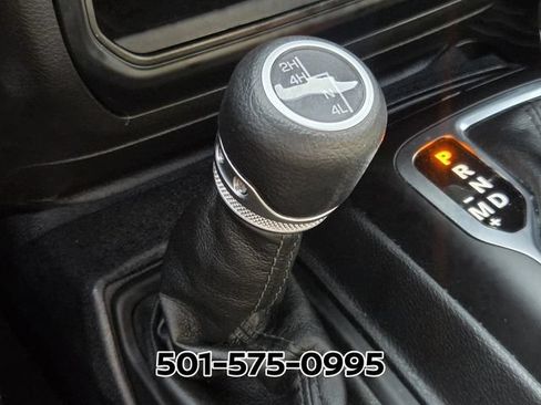 Used 2023 Jeep Gladiator Sport AWD/4WD image 32