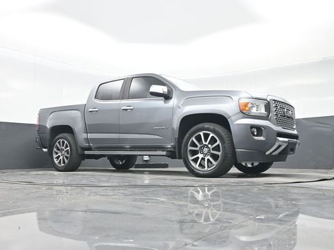 Used 2020 GMC Canyon Denali image 32