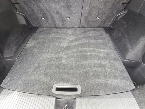 Used 2023 Nissan Rogue SV w/ SV Premium Package AWD/4WD image 16