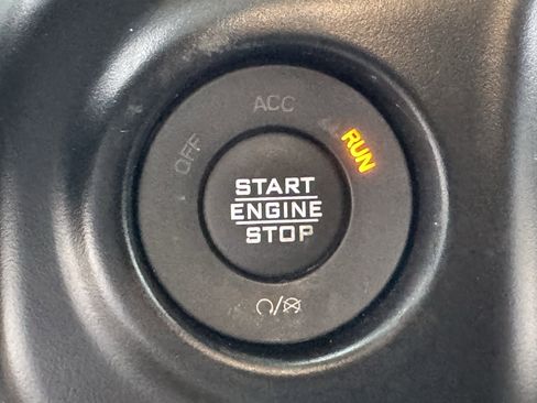 Used 2023 Jeep Wrangler Unlimited w/ Cold Weather Group AWD/4WD image 22