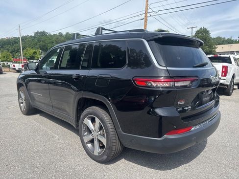 Used 2022 Jeep Grand Cherokee L Limited AWD/4WD image 4