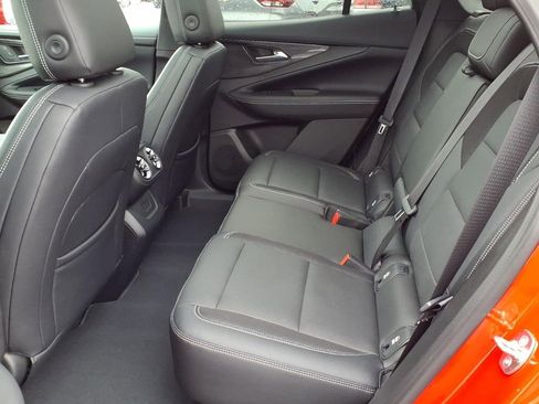 Used 2024 Chevrolet Blazer EV LT AWD/4WD image 6