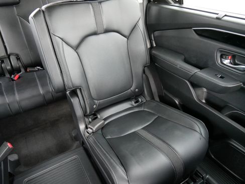 Used 2024 Honda Pilot EX-L image 14