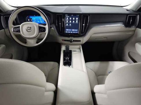 Used 2024 Volvo XC60 B5 Core w/ Protection Package Premier image 15