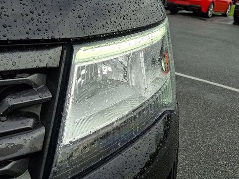 Certified 2018 Ford Explorer XLT AWD/4WD image 9