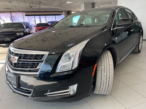 Used 2017 Cadillac XTS Luxury w/ Driver Awareness Package image 3