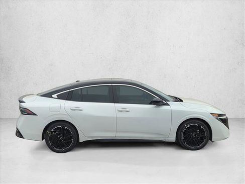 New 2026 Nissan Sentra SR w/ SR Premium Package image 3