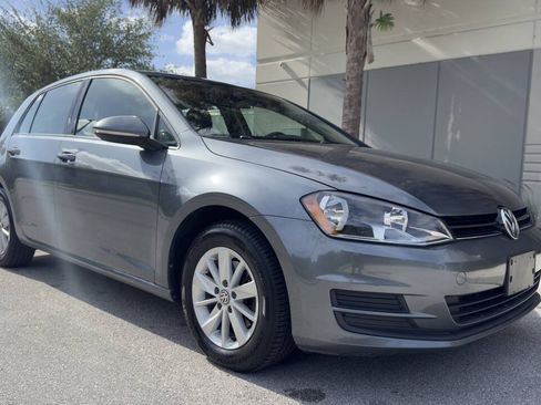 Used 2015 Volkswagen Golf S FWD image 1
