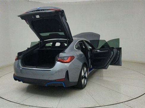 Used 2023 BMW i4 eDrive35 w/ Premium Package image 74