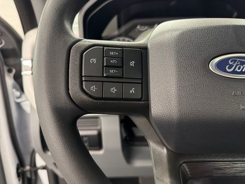 New 2026 Ford F250 XL w/ XL Chrome Package image 19