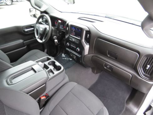 Used 2022 Chevrolet Silverado 1500 Custom AWD/4WD image 14