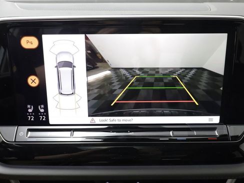 New 2026 Volkswagen Atlas Peak Edition image 11