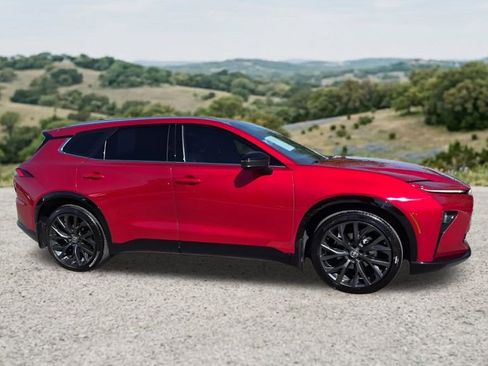 Used 2025 Toyota Crown Signia w/ Advanced Technology Package AWD/4WD image 13