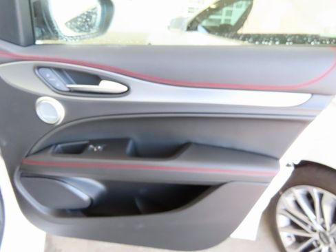 New 2025 Alfa Romeo Stelvio Tributo Italiano w/ Driving Assist Package image 13