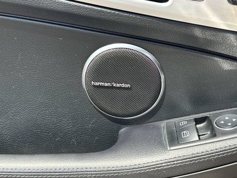 Used 2014 Mercedes-Benz SLK 250 image 21