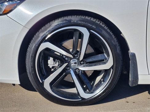 Used 2022 Honda Accord Sport image 22