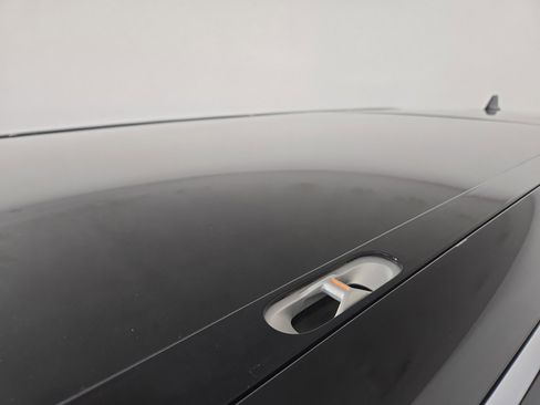 Used 2024 Rivian R1S Adventure AWD/4WD image 13