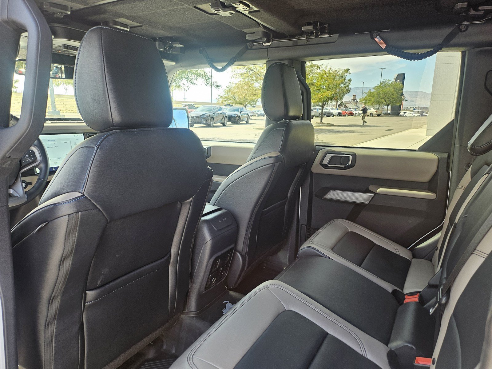 Used 2023 Ford Bronco Wildtrak AWD/4WD image 16