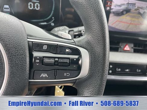 Used 2024 Kia Sportage LX AWD/4WD image 24
