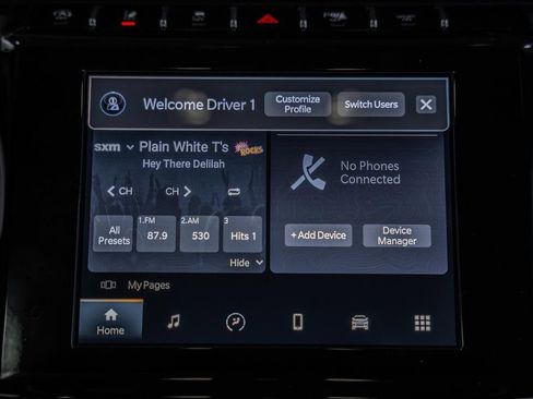 New 2025 Jeep Grand Cherokee Altitude image 21