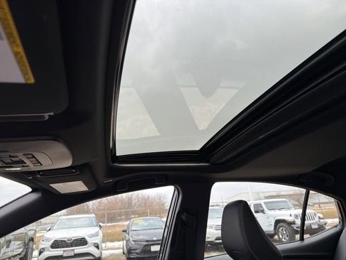 Used 2026 Toyota Camry SE image 10