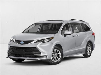 New 2025 Toyota Sienna XLE