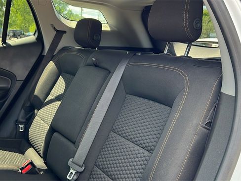 Used 2020 GMC Terrain SLE image 32