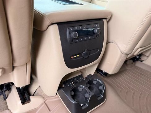 Used 2012 GMC Yukon XL Denali AWD/4WD image 17