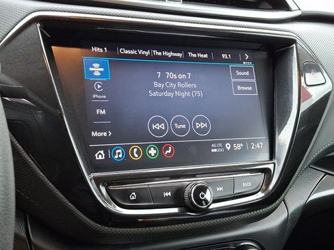 Used 2022 Chevrolet TrailBlazer LT w/ Convenience Package FWD image 17