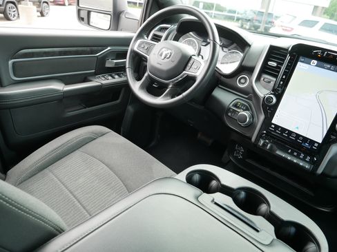 Used 2024 RAM 2500 Big Horn w/ Safety Group AWD/4WD image 9